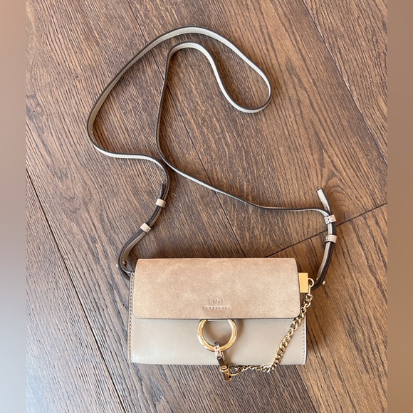 Chloe Faye Mini Chain Smooth Suede Shoulder Bag in Grey - Picture 5 of 10